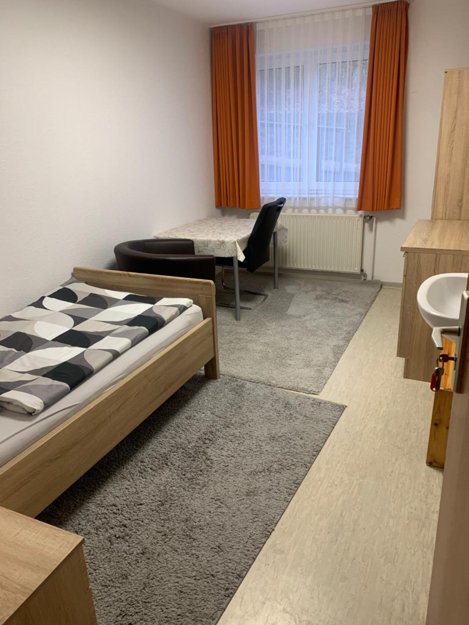 Monteure & Handwerker Einfach, Unkompliziert Und Preiswert In Alsfeld Exterior foto