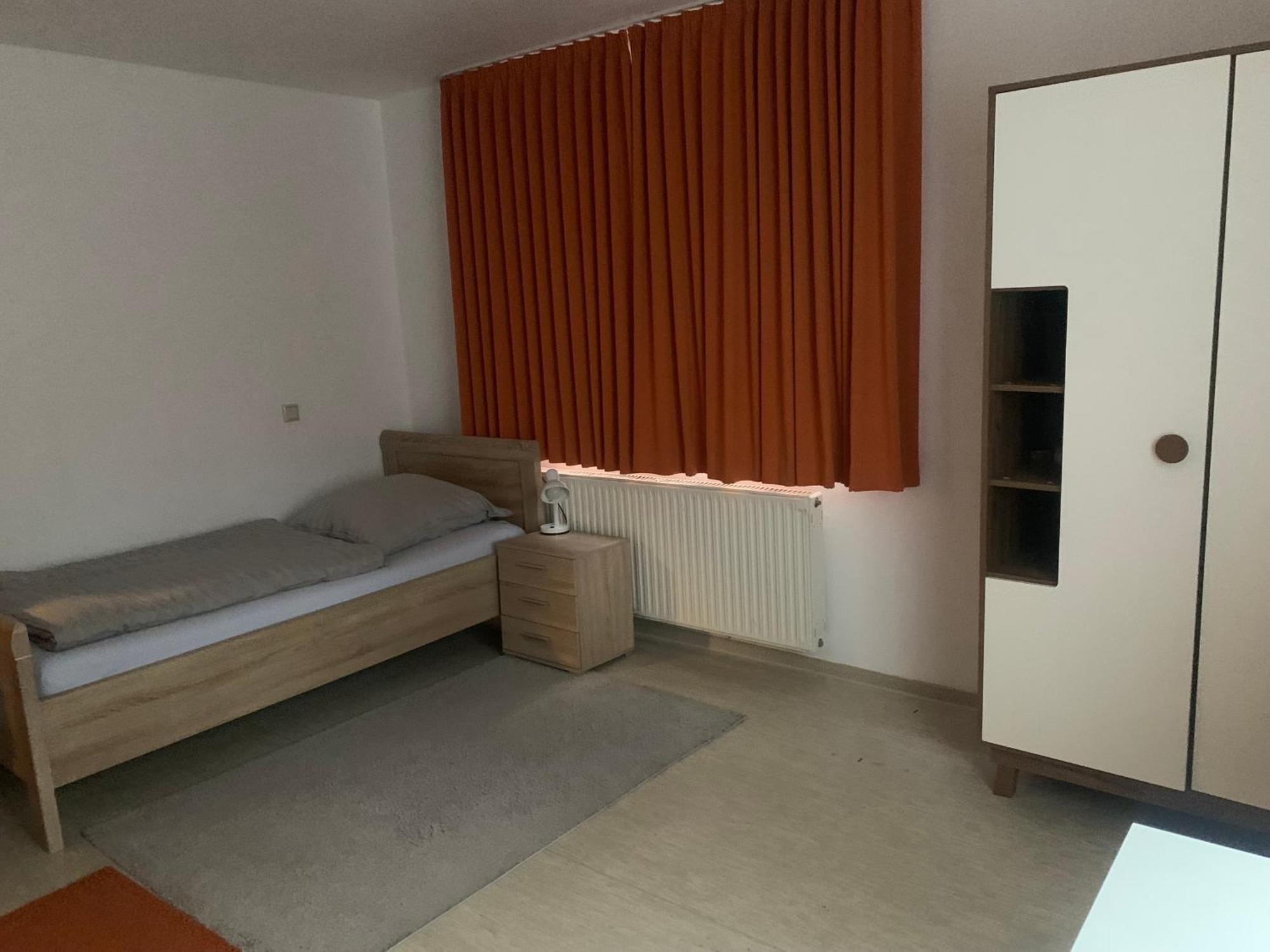 Monteure & Handwerker Einfach, Unkompliziert Und Preiswert In Alsfeld Exterior foto